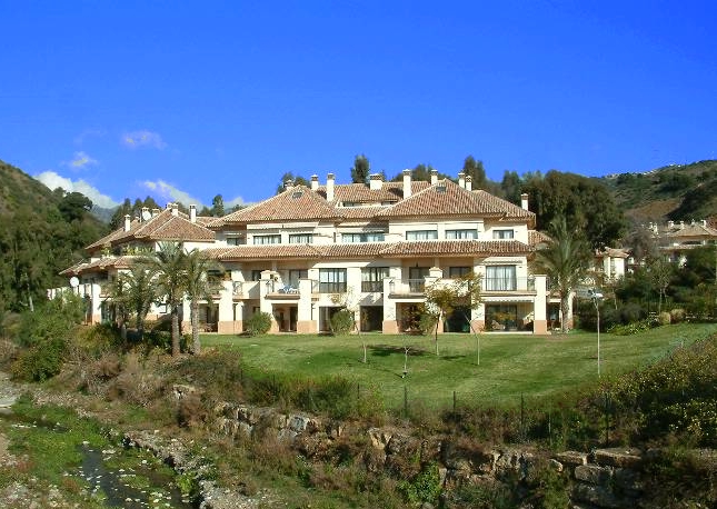 Prijsdaling!! appartement in Rio Real, Marbella